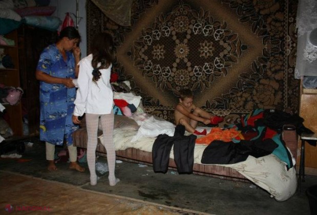 REPORTAJ // 1 septembrie: „Lasă, Ionel, că te îmbracă mama frumos și o să fii și tu în rând cu ceilalți copii”