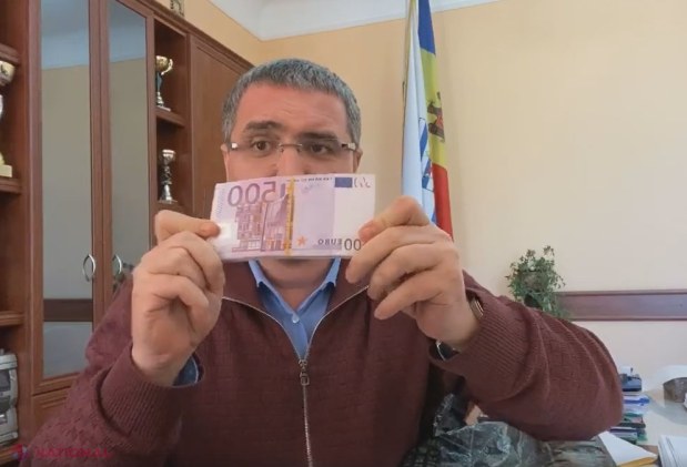 VIDEO // Usatîi spune câți BANI ar fi fost în PUNGA cu calendar, care ar fi ajuns la Dodon: „Voi nici nu vă închipuiți ce PROBLEME are Igor Dodon la Moscova. El lua bani de la Moscova, dar și de la Plahotniuc”