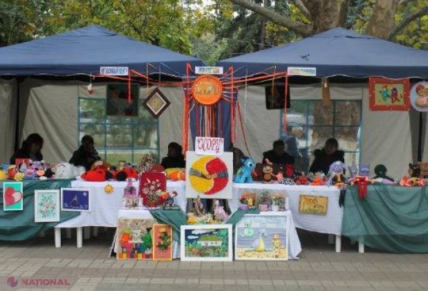 Expoziție FĂRĂ FRONTIERE în centrul capitalei