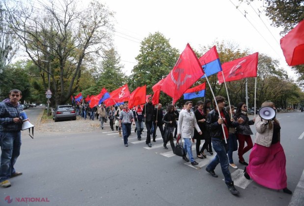 FOTO // „Revoluția de catifea”, la Procuratura Generală