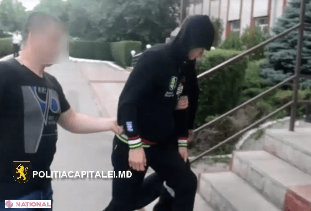 Hoț de buzunare, reținut în flagrant delict