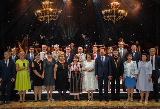FOTO, VIDEO // Zece personalităţi din domeniile ştiinţei, culturii, artei, carității și securității naționale au primit Premiul Național 2018. Cine a fost marele absent al galei