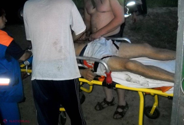 FOTO // Intervenție DIFICILĂ a pompierilor în raionul Căușeni. O femeie a fost salvată, iar doi bărbați au MURIT