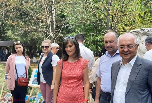 Schimb de scrisori între Cluj şi Ungheni: Primarul Emil Boc, convins că relațiile dintre cele două municipii vor fi intensificate