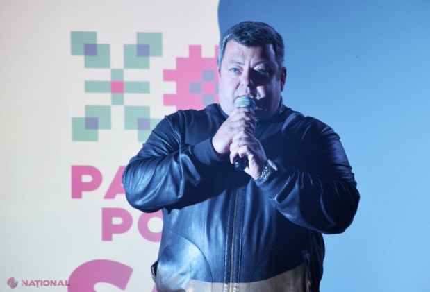 FOTO // Echipa Partidului „ȘOR” a aprins lumina pe străzile satului Tabăra, din raionul Orhei