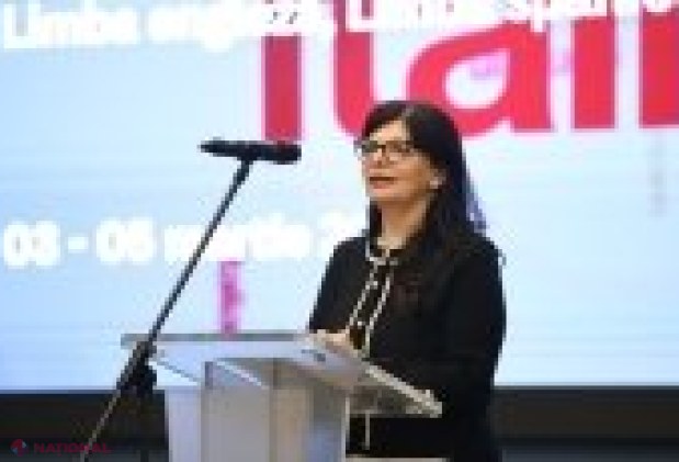 Tinerii poligloți din toată țara se întrec la Olimpiada Republicană de limbi străine în Chișinău.