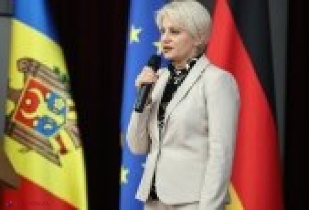 Elevi din toată R. Moldova, premiați la Olimpiada Republicană de Limbi Străine 2025