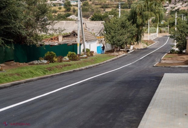 FOTO // Echipa Partidului „ȘOR” a dat în folosință o stradă RENOVATĂ la Taraclia: „Eu și echipa mea avem un principiu – să ne onorăm obligațiile asumate. Taraclia prinde conturul unui oraș european”
