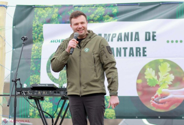 Mii de voluntari plantează 130.000 de puieți în Anenii Noi pentru reabilitarea fondului forestier național