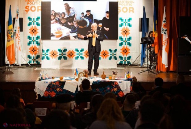 FOTO // „Sute de moldoveni din diaspora italiană au mulțumit Partidului „ȘOR” pentru concertul din Veneția”