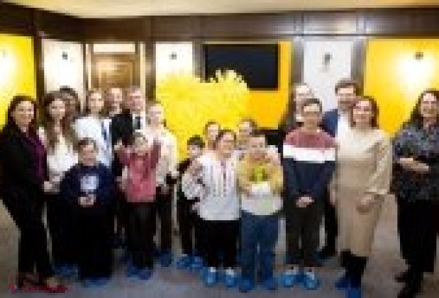 Atelier de creație la Parlament pentru copiii cu sindrom Down: Interacțiune și sprijin educațional garantat