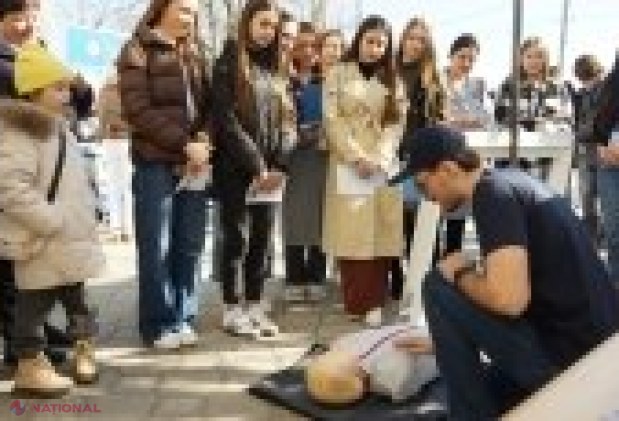 Elevii din Căușeni explorează viitorul universitar la Târgul Universităților