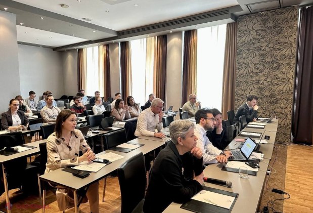 Poliția Națională își intensifică eforturile în lupta împotriva drogurilor prin proiectul european Armadillo în Slovenia