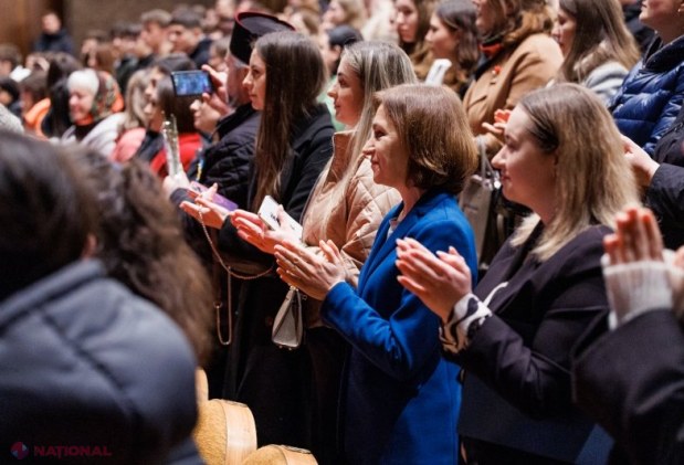 Maia Sandu omagiază artiștii teatrului de Ziua Mondială a Teatrului și decernează titluri de onoare la Bălți