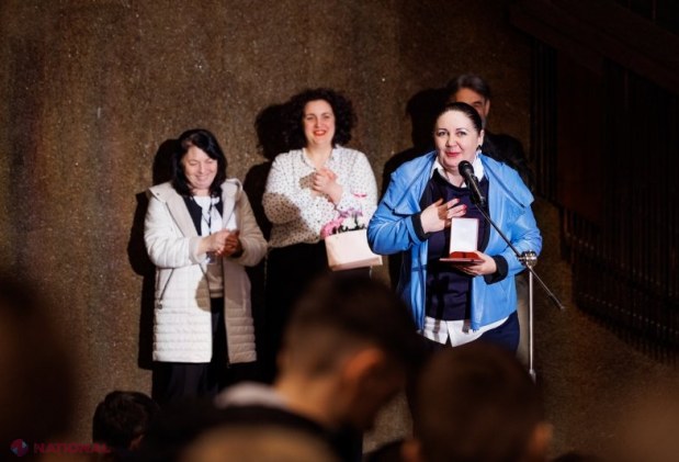 Maia Sandu omagiază artiștii teatrului de Ziua Mondială a Teatrului și decernează titluri de onoare la Bălți