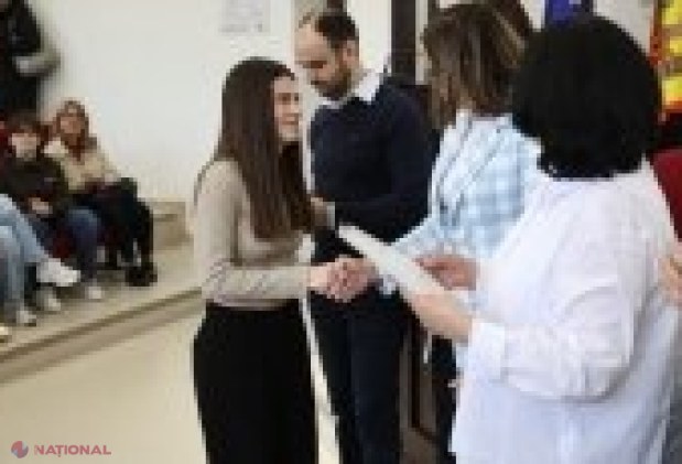 Elevi premianți la Olimpiada Națională de Istorie: Viitorii lideri ai educației din Moldova!