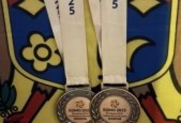 Elevele din Republica Moldova obțin succes remarcabil la Olimpiada Europeană de Matematică pentru fete: două medalii de bronz și două mențiuni de onoare
