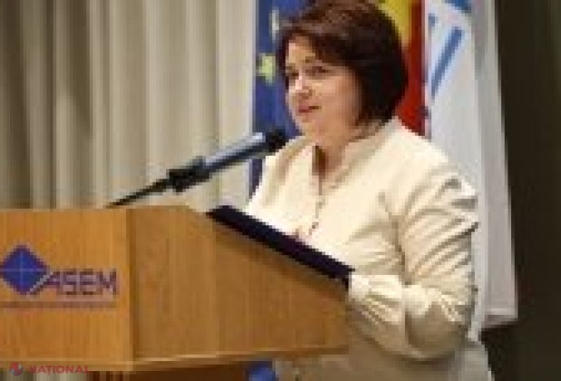 79 de elevi din toată țara își testează abilitățile la Olimpiada de Economie de la Chișinău
