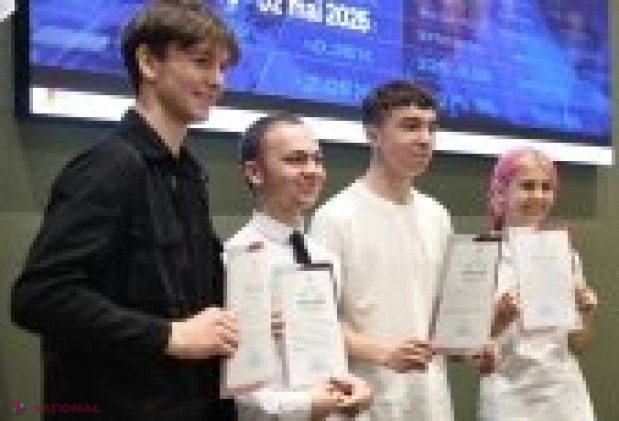 Treizeci de elevi, premiați la Olimpiada Republicană la Economie