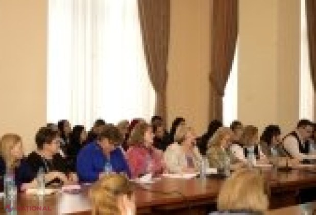 Îmbunătățirea rolului mediatorilor comunitari în educația copiilor romi, dezbătută la Ministerul Educației și Agenția Relații Interetnice