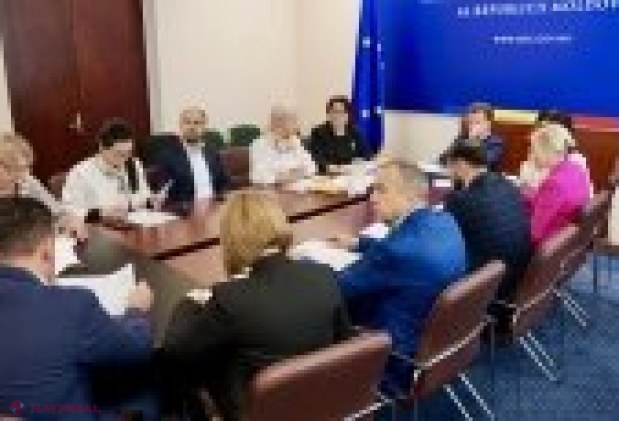 Peste 800 de profesori vor evalua examenele de bacalaureat și gimnaziu în 2025, conform noilor comisii organizate în Chișinău