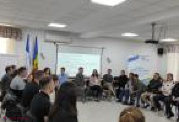 Secretara de stat Cristina Pereteatcu promovează leadership-ul tinerilor la Forumul „Tânăr lider sindical al FSCRE” organizat la Chișinău