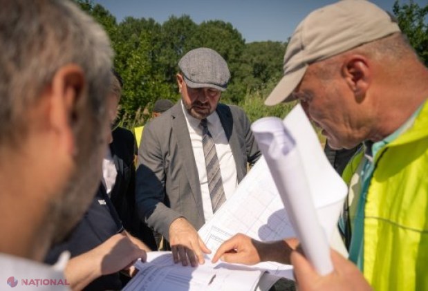 Inspecție pe șantierele feroviare Văleni și Prut-2: Lucrări de consolidare a terasamentului și modernizare pentru a relua circulația trenurilor pe linia Cantemir-Fălciu