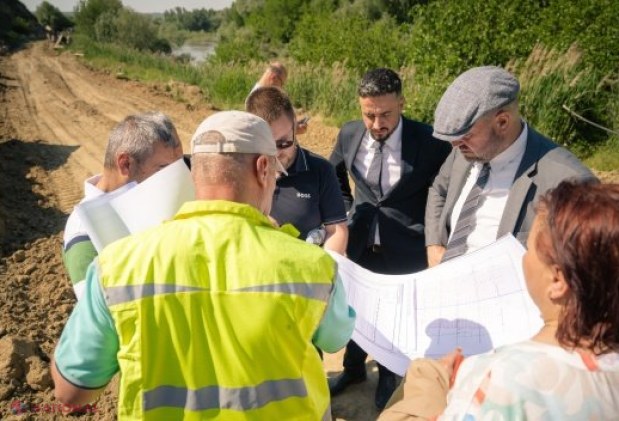 Inspecție pe șantierele feroviare Văleni și Prut-2: Lucrări de consolidare a terasamentului și modernizare pentru a relua circulația trenurilor pe linia Cantemir-Fălciu