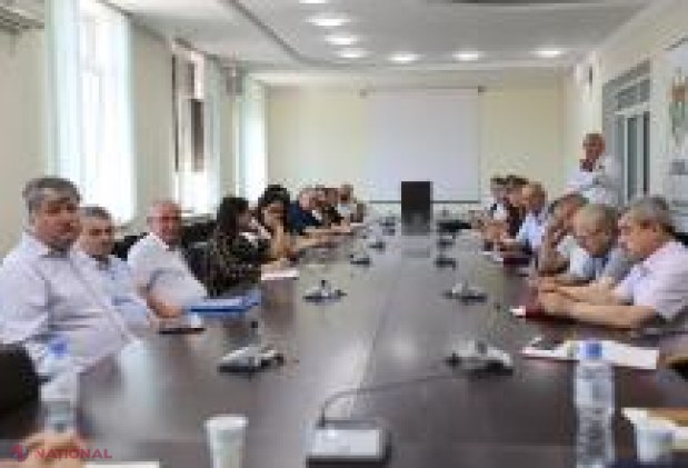 Ministrul Energiei, în vizită la Sîngerei: Noi recorduri în utilizarea energiei regenerabile și proiecte de termoizolare în instituțiile publice