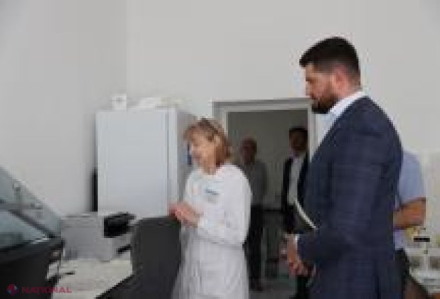 Ministrul Energiei, în vizită la Sîngerei: Noi recorduri în utilizarea energiei regenerabile și proiecte de termoizolare în instituțiile publice