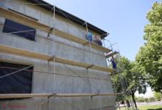 Ministrul Energiei, în vizită la Sîngerei: Noi recorduri în utilizarea energiei regenerabile și proiecte de termoizolare în instituțiile publice