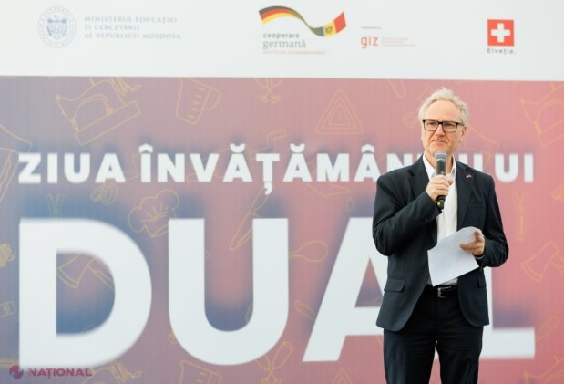 Elevii din Comrat explora viitorul cu învățământul dual: „Descoperă meseriile care contează!”