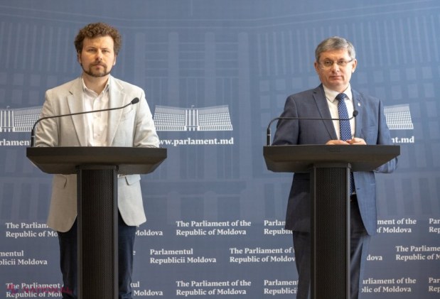 Guvernul alocă câte 1 000 de lei pentru fiecare elev din clasele I–IX începând cu 2025-2026. Cum veți intra în posesia banilor