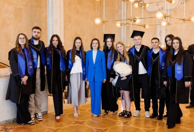 Maia Sandu îi încurajează pe absolvenții de Drept să sprijine o justiție ce protejează drepturile omului și viitorul european al țării