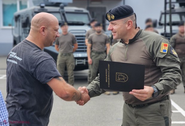 Angajații „Fulger” își îmbunătățesc abilitățile de intervenție cu vehicule de tip D în cadrul unui proiect european