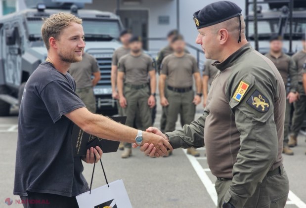 Angajații „Fulger” își îmbunătățesc abilitățile de intervenție cu vehicule de tip D în cadrul unui proiect european