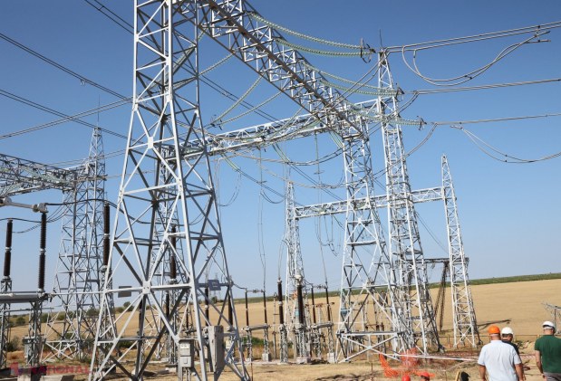 Avans important la linia de interconexiune Vulcănești–Chișinău: peste 22% din conductoare întinse și 93% din fundații finalizate