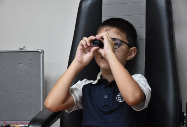 Cum îmbunătățește UNICEF viața copiilor cu deficiențe de vedere în Moldova