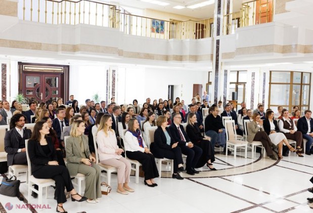 Maia Sandu apreciază eforturile funcționarilor care au accelerat integrarea europeană a Moldovei