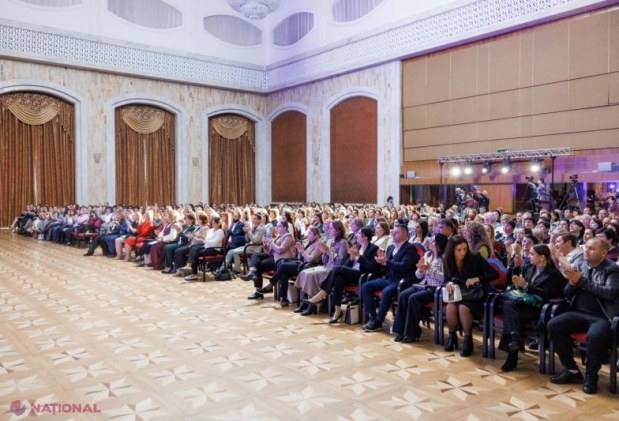 Maia Sandu onorează excelența în educație la Gala „Pedagogul Anului 2025” și subliniază rolul școlarilor în viitorul european al Moldovei