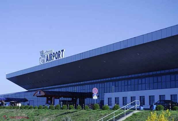 Cetățeni cu acte false, reținuți pe Aeroportul Chișinău