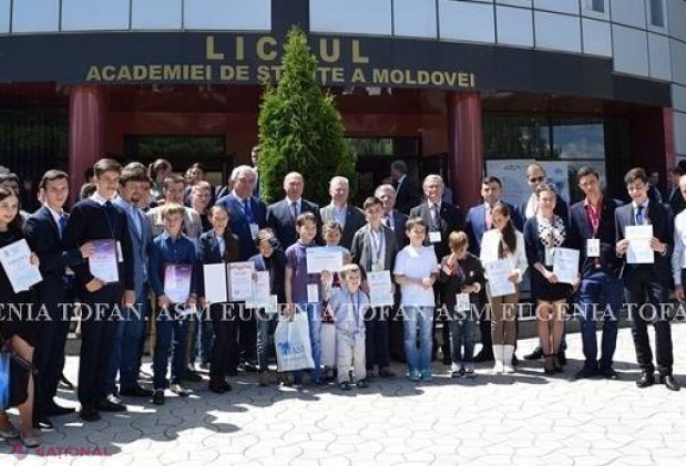 Iată cei mai BUNI elevi INOVATORI din R. Moldova