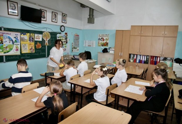 Copiii refugiați din Ucraina se integrează în Moldova prin lecții de limbă română susținute de profesori dedicați