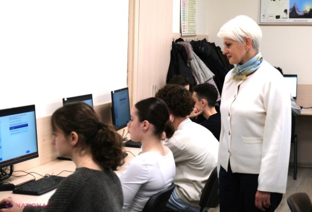 Elevii claselor a IX-a și a XII-a, testați pentru competențe digitale la nivel național în premieră