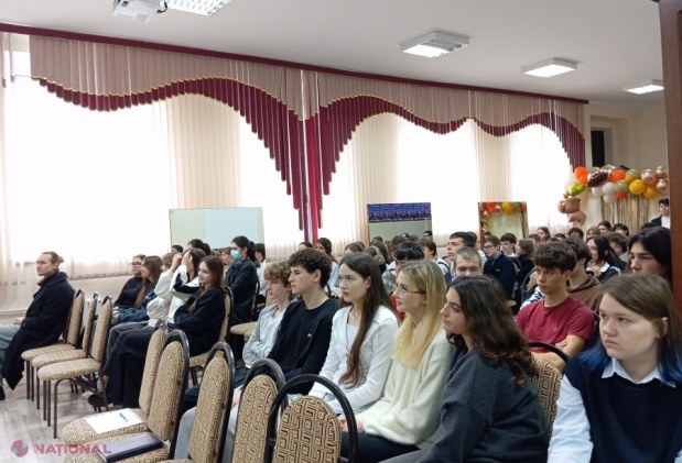 Elevii din Chișinău, inclusiv refugiați, beneficiază de orientare profesională modernă la Liceul „Mihail Koțiubinski”