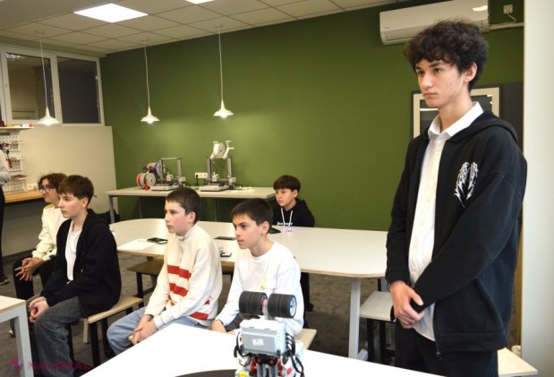 Elevii din Ceadîr-Lunga beneficiază de un nou laborator digital la Liceul Teoretic „Mihail Ceachir”