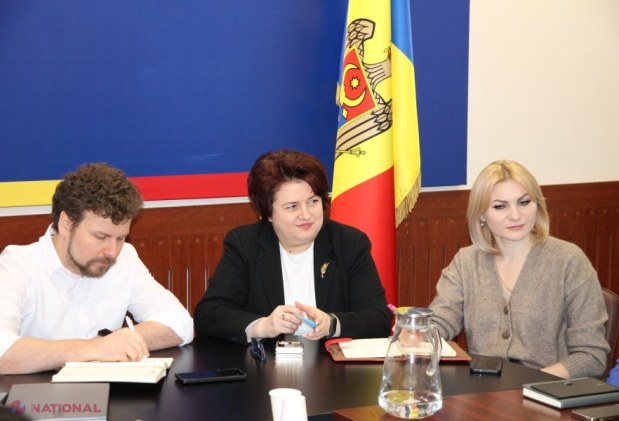 Ministrul Dan Perciun propune soluții pentru integrarea copiilor reveniți din diaspora în școlile moldovenești