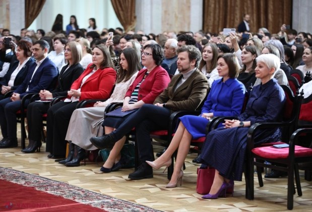 Elevii din Moldova strălucesc la Gala Olimpicilor 2025 cu premii internaționale și regionale remarcabile