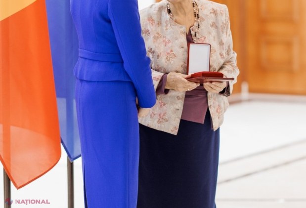 Maia Sandu a premiat cetățeni de onoare pentru contribuții remarcabile în diverse domenii