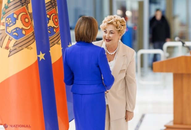 Maia Sandu a premiat cetățeni de onoare pentru contribuții remarcabile în diverse domenii